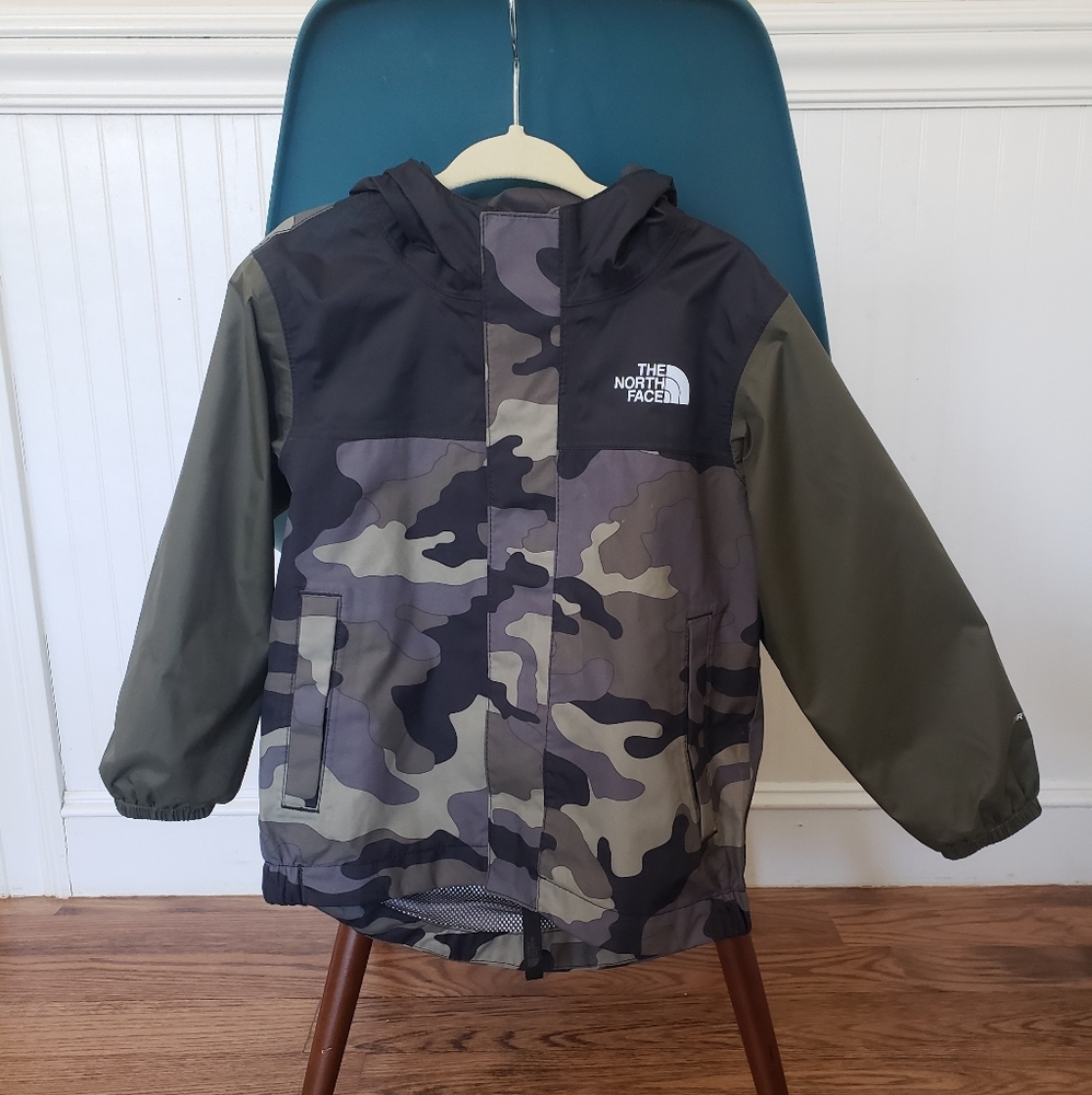 The North Face Toddler Camo Jacket 2T